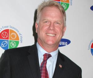 Boomer Esiason