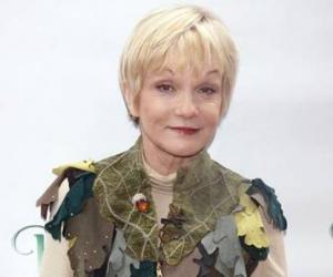 Cathy Rigby Biography, Birthday. Awards & Facts About Cathy Rigby