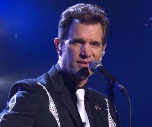 Chris Isaak