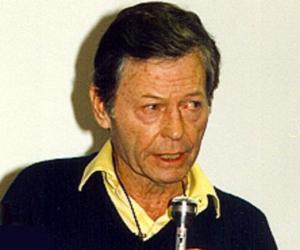 DeForest Kelley