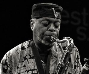 Dewey Redman