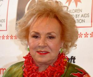 Doris Roberts