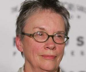 E. Annie Proulx