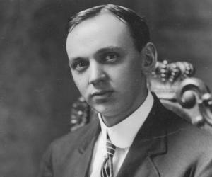 Edgar Cayce