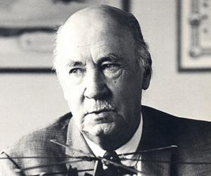 Igor Sikorsky Biography, Birthday. Awards & Facts About Igor Sikorsky