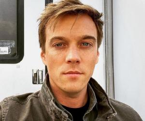 Jake Abel