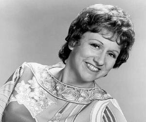 Jean Stapleton