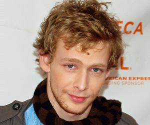 Johnny Lewis