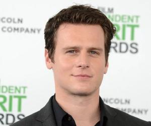 Jonathan Groff