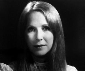 Julie Harris