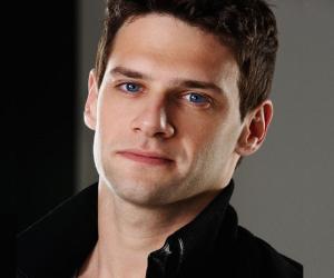 Justin Bartha