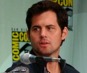 Kristoffer Polaha