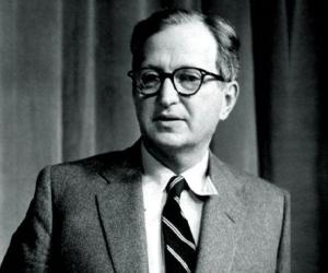 Lawrence E. Spivak