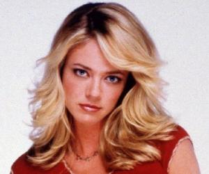 Lisa Robin Kelly