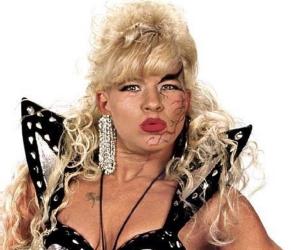 Luna Vachon