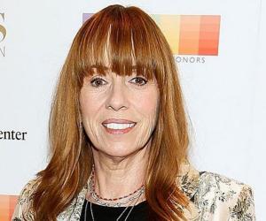 Mackenzie Phillips