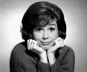 Mary Tyler Moore