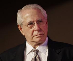 Mike Gravel