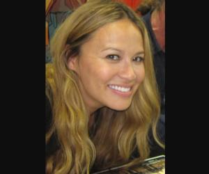 Moon Bloodgood