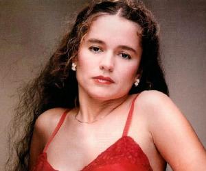 Nicolette Larson