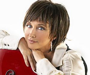 Pam Tillis