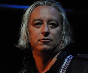 Peter Buck