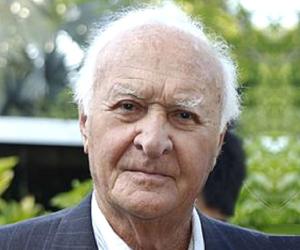 Robert Loggia