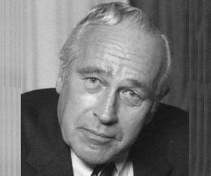 Robert Ludlum