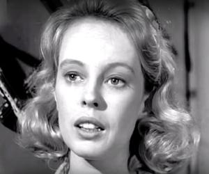 Sandy Dennis