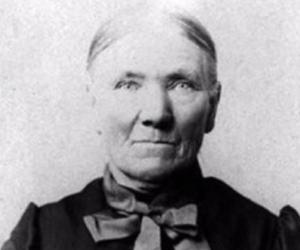 Sarah E. Goode