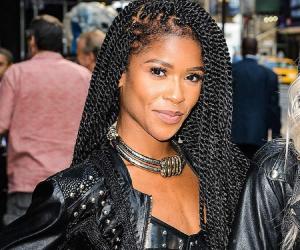 Simone Battle