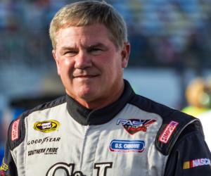 Terry Labonte Biography, Birthday. Awards & Facts About Terry Labonte