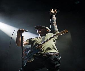 Thomas DeLonge