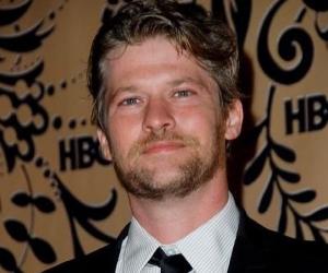 Todd Lowe