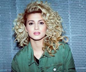 Tori Kelly