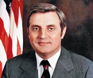 Walter Mondale