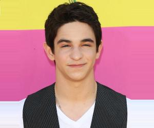 Zachary Gordon Biography, Birthday. Awards & Facts About Zachary Gordon