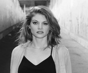 Cariba Heine