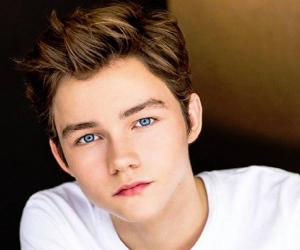 Levi Miller