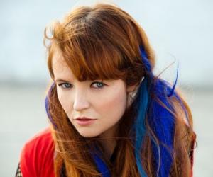 Stef Dawson