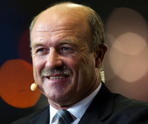 Wally Lewis