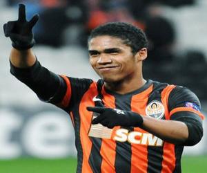 Douglas Costa