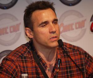 Adrian Paul