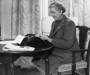 Agatha Christie