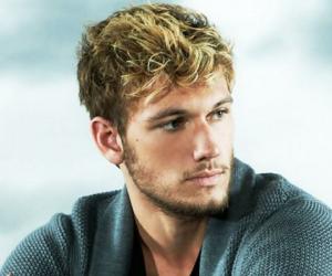 Alex Pettyfer