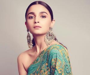 Alia Bhatt Biography, Birthday. Awards & Facts About Alia Bhatt