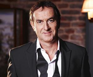 Angus Deayton