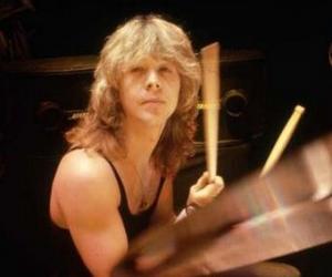 Clive Burr