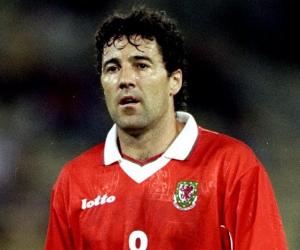 Dean Saunders