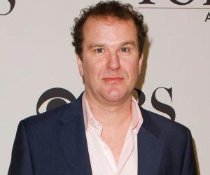 Douglas Hodge